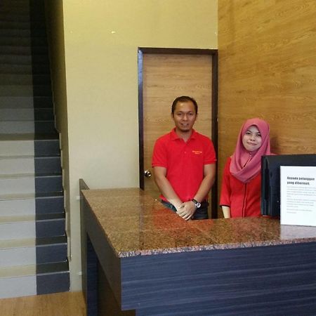 Hotel Iskandar Kota Kinabalu Ngoại thất bức ảnh