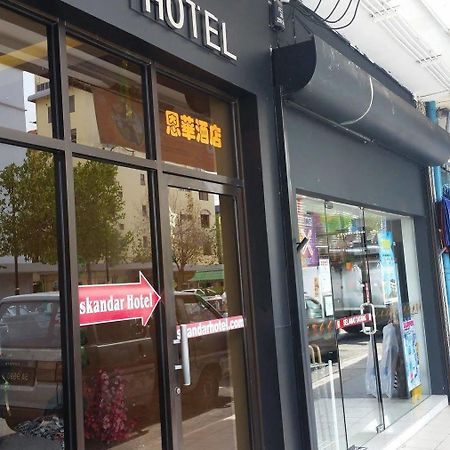 Hotel Iskandar Kota Kinabalu Ngoại thất bức ảnh